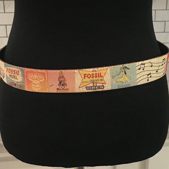 Fossil Belt Womens Small SZ 32 Multicolor Y2K Drive-In Motel Music Notes Leather - Picture 6 of 10